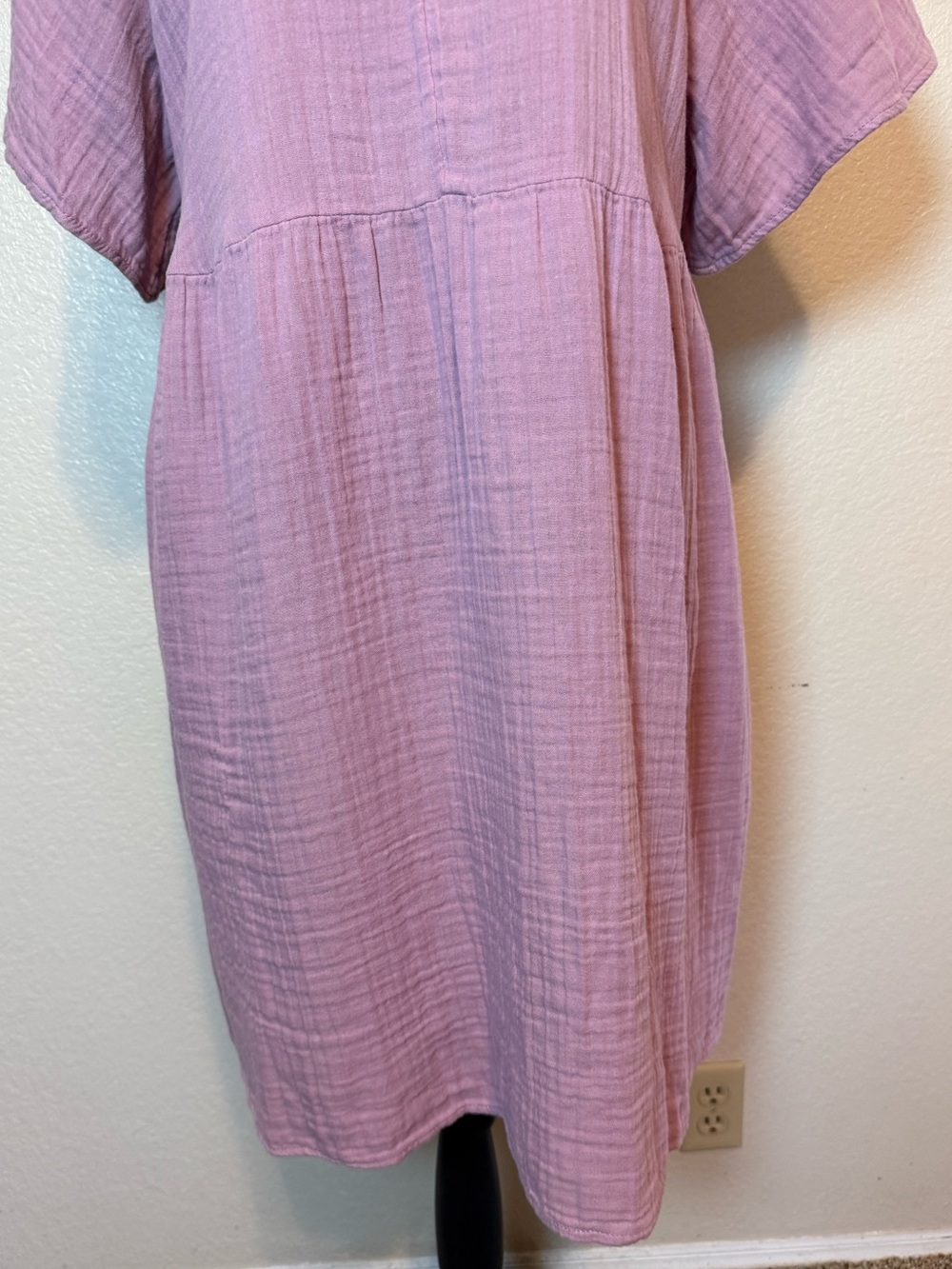NWT Old Navy Split-Neck Crinkle Gauze Mini Swing Dress Lilac Size Large - Picture 4 of 14